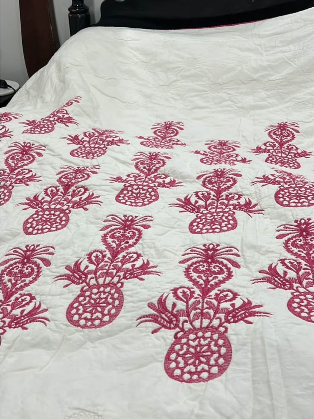 NWOT 100% Cotton (batting too!) SO SOFT double sided embroidered King size Quilt - Picture 4 of 5